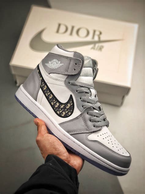 nike dior mid